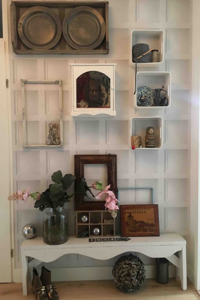 replica olie Ansichtkaart Van een kastje naar de muur: DIY vakkenkast van speelse kastjes - My happy  kitchen & lifestyle