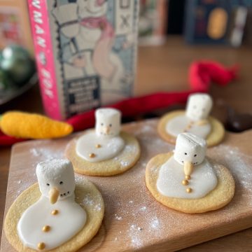 Melted snowman cookies